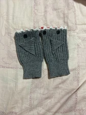 Woman shark Fingerless Arm Wrist Hand Warmer Soft Winter Knit Gloves