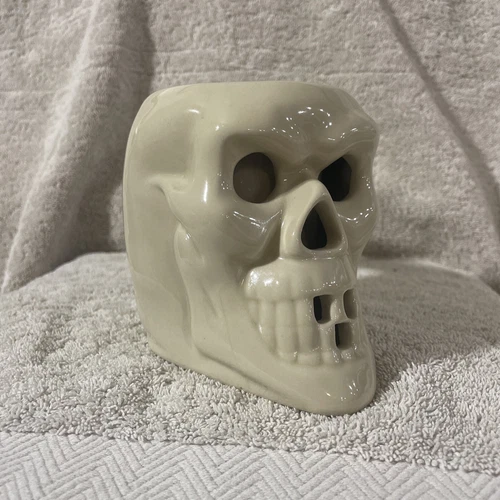 Tiki Farm Skull Mug Cup Heavy Cool! Vintage 2005