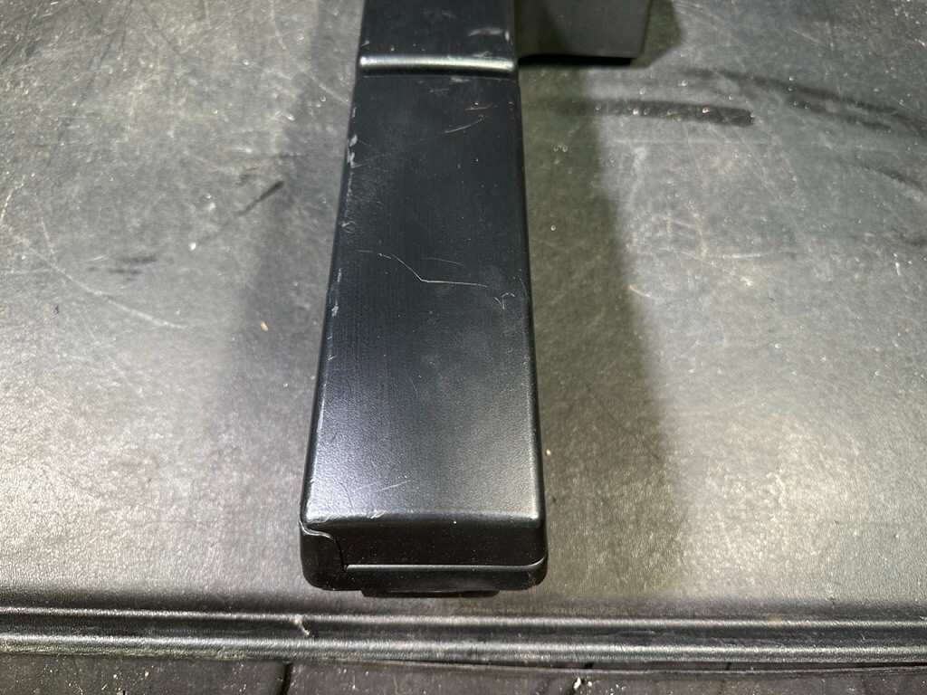 BMW Z3 CENTER CONSOLE ARM REST STORAGE CUP HOLDER 9602 OEM ROADSTER