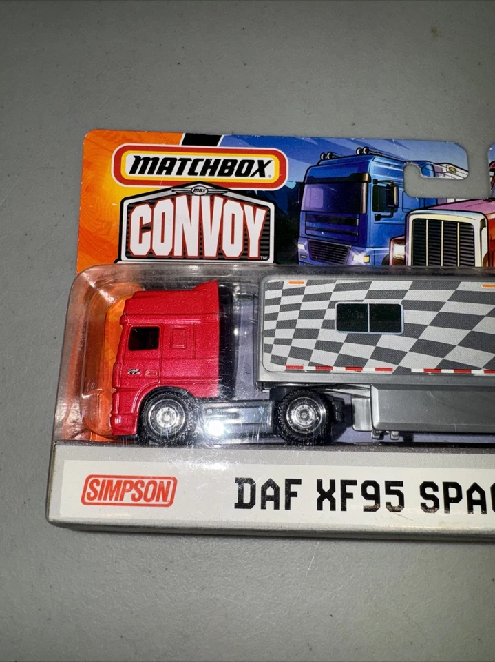 Simpson Big Rig Matchbox Convoy DAF XF95 Space Cab H1236 New On Blister - Image 2 of 4
