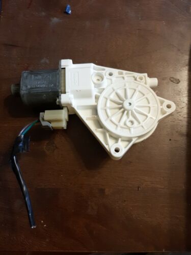 Ford 8E53-5427145-BA Window Motor 2006-2012 Fusion LH Driver Rear     - Picture 1 of 3