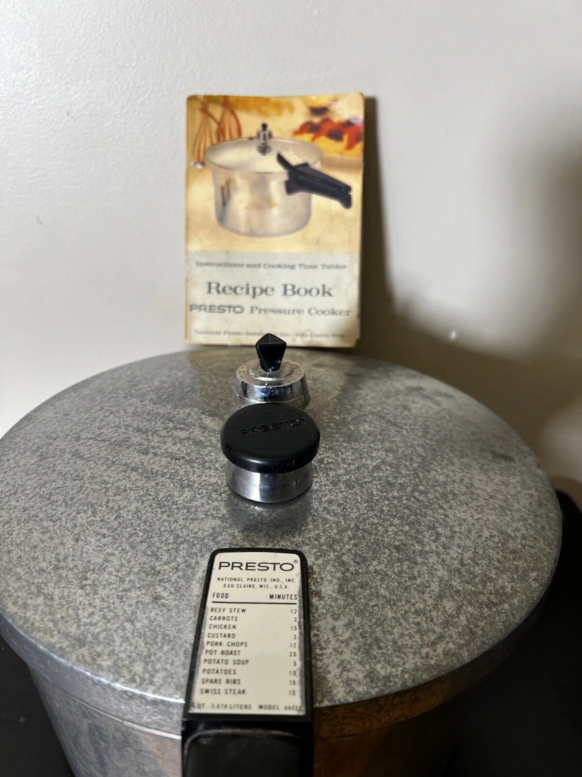 VINTAGE Presto Pressure Cooker