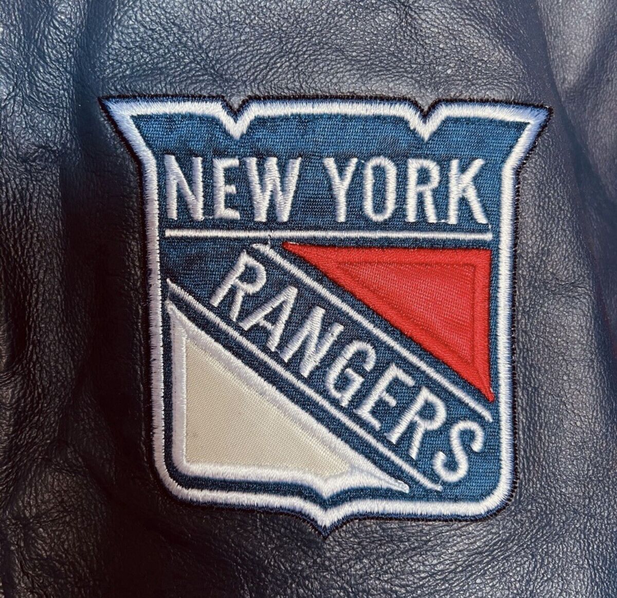 New With Tags Vintage 90's New York Rangers Pro Player New With Tags Vintage 90's New York Rangers Pro Player