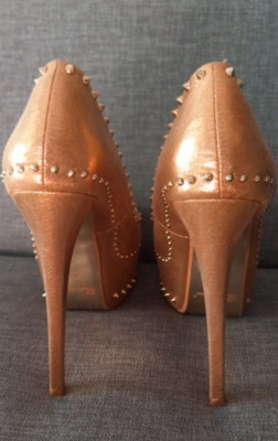 Loveparade Outfit, super High Heels, goldfarben, Gr. 41