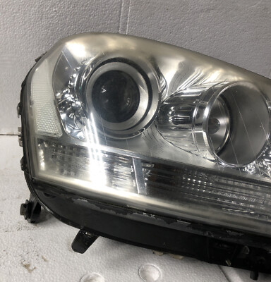 Genuine MERCEDES Ml Facelift W164 Right O/s Drivers Headlight  