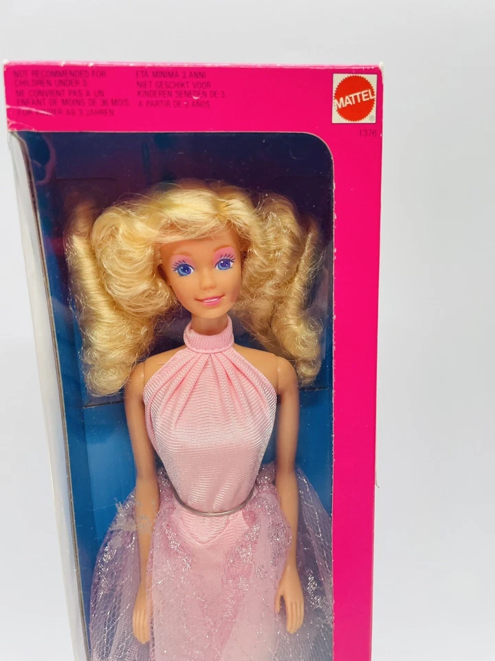 Barbie 1988 Fashion Play / Sympatia Fabriqué en Chine NRFB - Photo 3/4