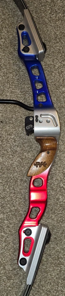 PSE Mach 11 Compound Bow 55# RH 27" Draw New Matching Strings NR-MT Condition - Image 3 of 4