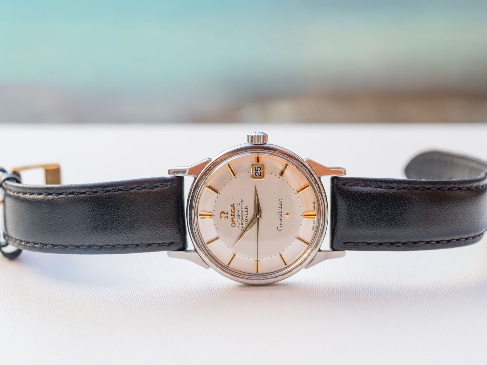 OMEGA Constellation 1956 12-Sided Dial pie-pan - gold dial