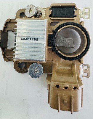 VR826 New Voltage Regulator Saab 9-2X H4 2.0L 05-05 23815-AA150 23815-AA170