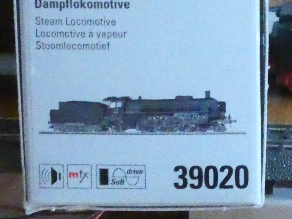 Märklin39020 Lok 18321 - Bild 3 von 4