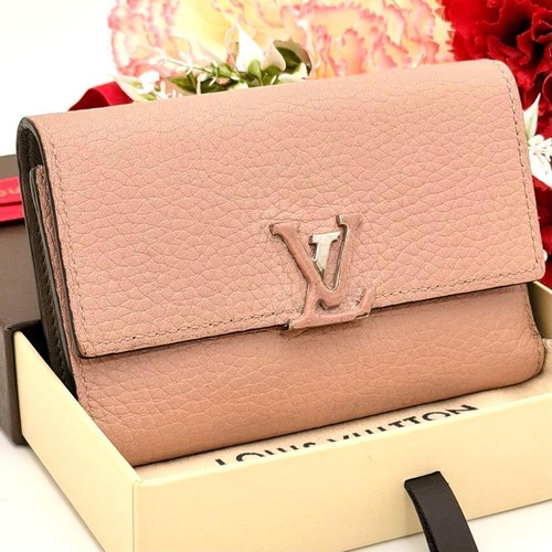 Louis Vuitton Capucine Compact Trifold Wallet Black Japan Used 075761