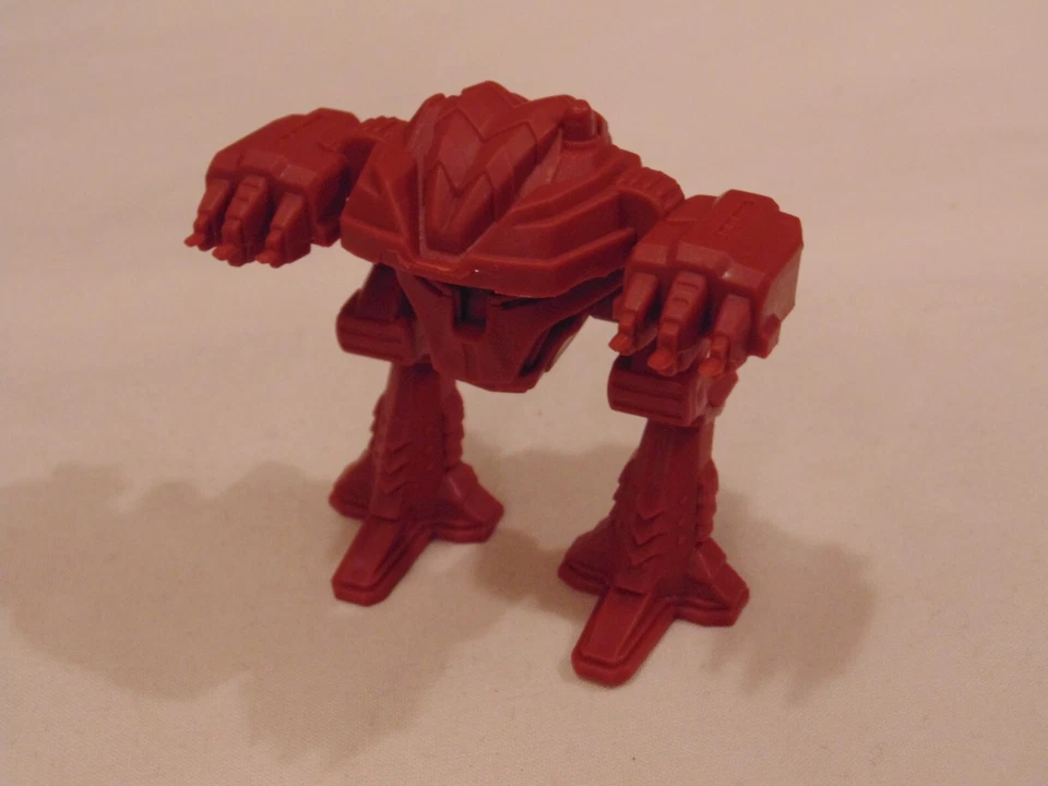 W.A.W Crimson Guard Battle Mech – 6.5cm Red Plastic Simple Design – Used Rare - Image 1 of 4