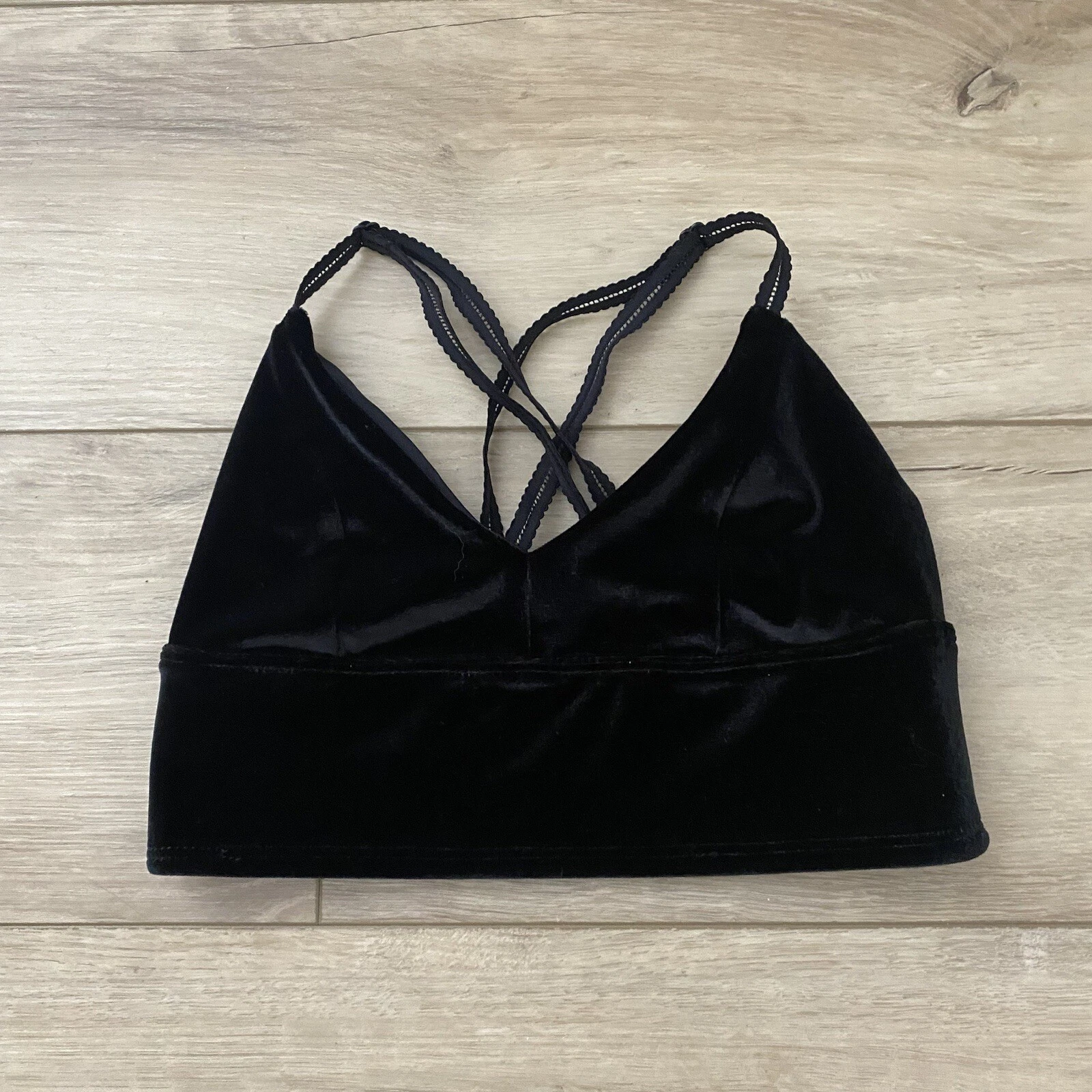 beyond-yoga velvet motion vip long line adjustable straps tank-bra
