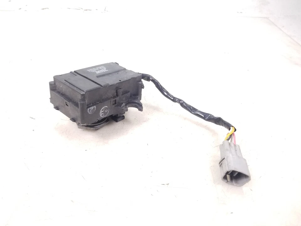 2019 Suzuki GSXR600 GSXR750 Electrical Fuse Junction Box  - Image 3 of 4