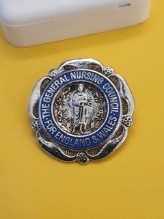 1967 THE GENERAL NURSING COUNCIL FOR ENGLAND&WALES S.R.N.NURSES PIN BADGE