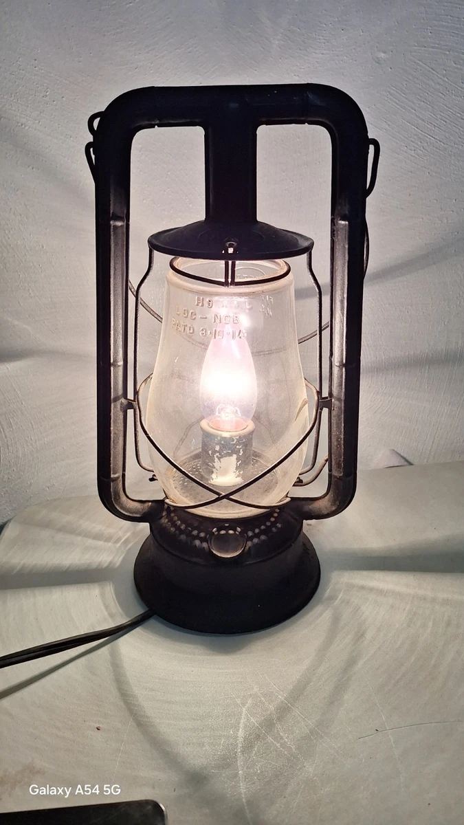 Dietz Monarch Lantern In Collectible Railroad Lanterns & Lamps for