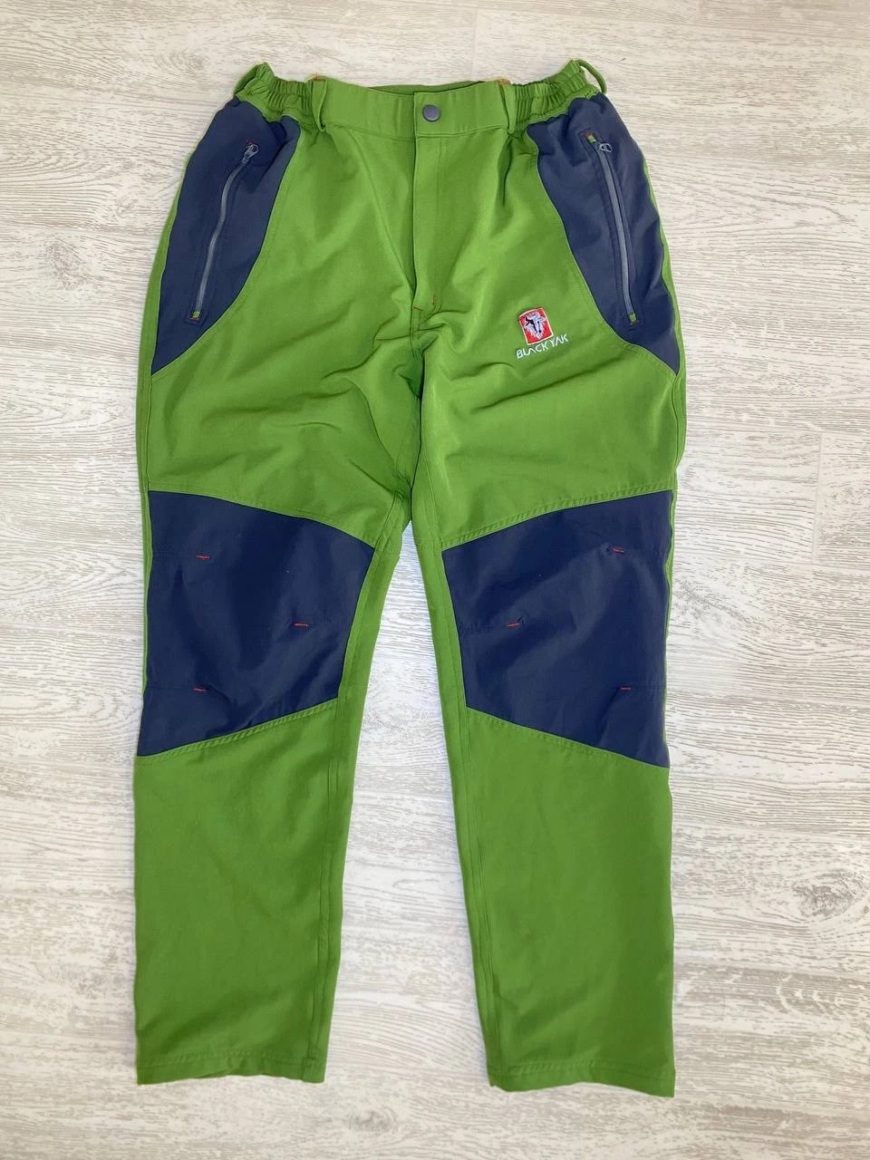 Black Yak Softshell Hiking Trousers Mens M Green Outdoor Trekking Pants Vintage