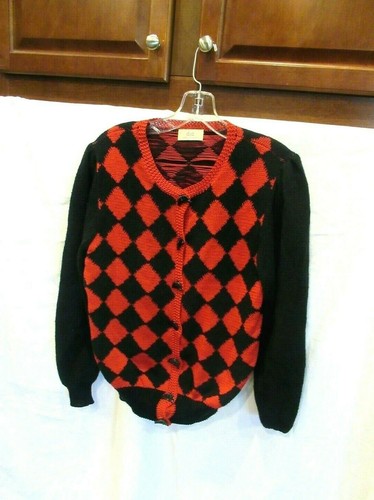 black diamond pattern cardigan sweater 