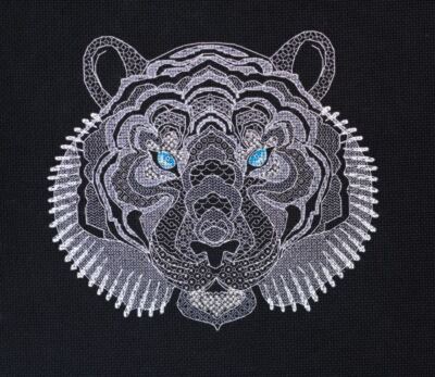 Cross stitch kit - White Tiger 21x19cm Black Aida 14ct needlepoint kit