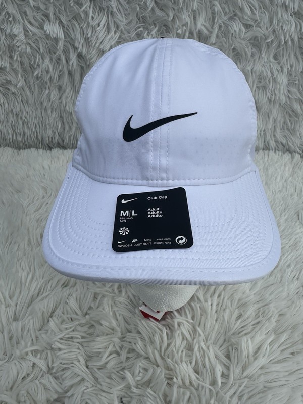 New Nike Dri-Fit White Adjustable Hat In Size M/L