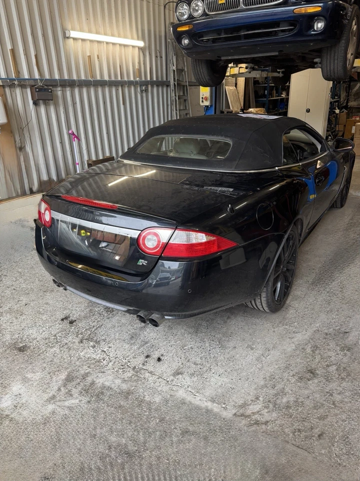 JAGUAR XK XKR XK8 4.2 CONVERSÍVEL SUPERCHARGED X150 BREAK 2006-2009 - Imagem 2 de 4