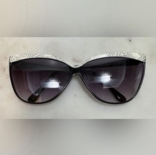 Vintage Morgan Taylor Women  s Black Pearl Retro Cat-Eye Sunglasses