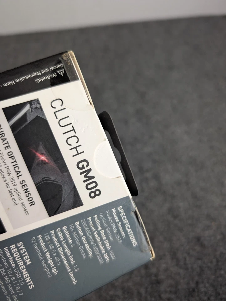 MSI Clutch GM08 Gaming Mouse, 4200 DPI Optical Sensor 3,Red LED Lighting - BLACK - Image 3 of 4