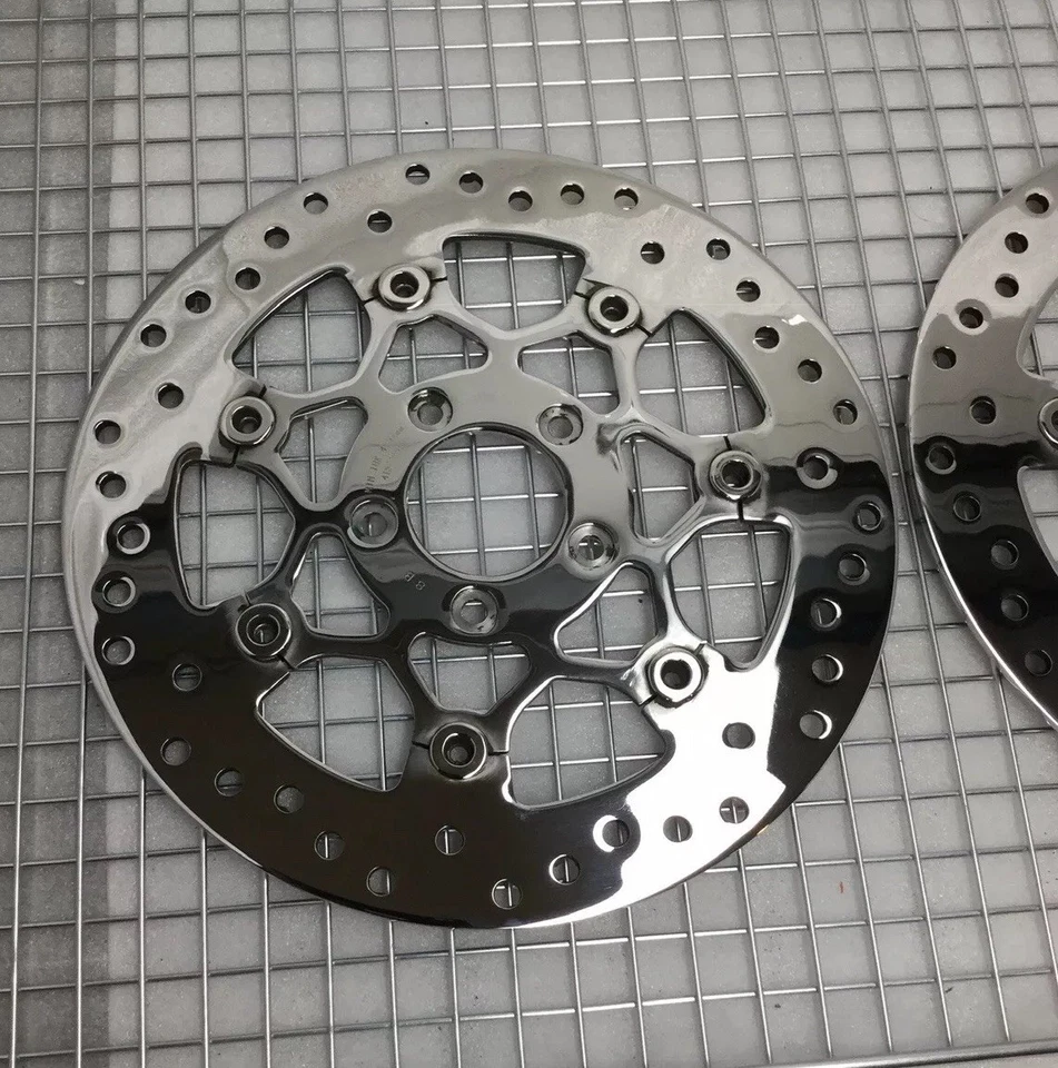 HARLEY TRI GLIDE RUEDA LIBRE TRICICLO PULIDO ROTORES FLOTANTES 41500068 INTERCAMBIO Foto 3 de 4