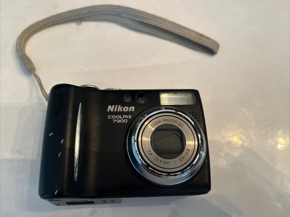 NIKON COOLPIX 7900 #a13912 0 Nikon Digital NIKON REVIEW encyclopedia