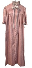 VTG Women  s JC Penney Robe Sz Medium Loungewear Gown House Coat Dress Mumu NWT