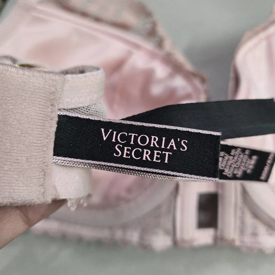 Victoria's Secret Women Bra 32DD Light Pink Geometric Lined Plunge Underwired - Image 3 of 4