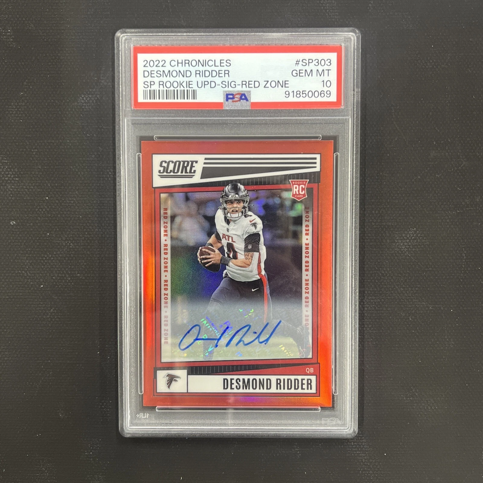 Desmond Ridder Panini Chronicles Score Premium Rookies Update #SP303 Signature-Red Zone