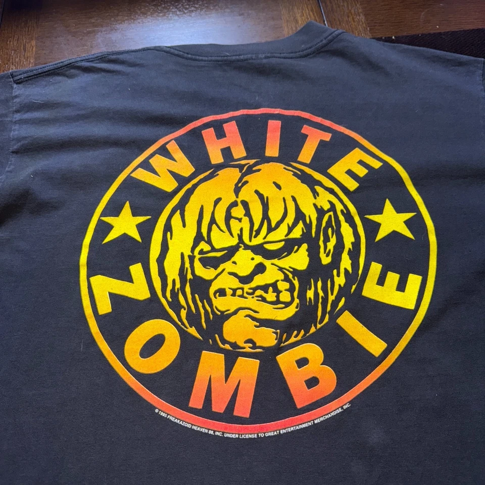 Nueva Camiseta 1995 Blanca Zombie Astro Creep 2000 Vinatage Foto 2 de 4