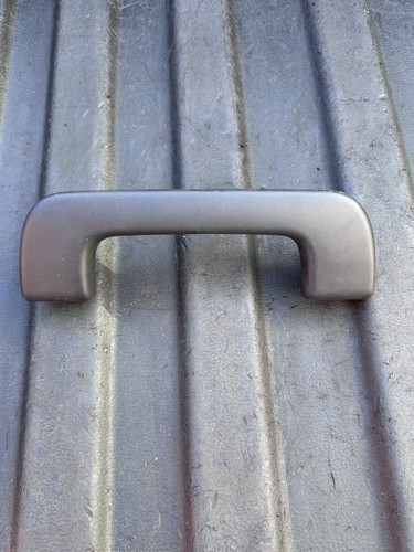 AUDI A4 8W2, B9 Front Right Roof Handle 8W0857607 2023 - Picture 1 of 4