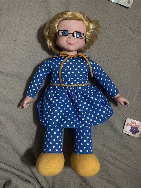Mrs. Beasley Talking Collector Doll 20" Says 11 Phrases Family Affair Ashton