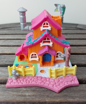 Polly Pocket Animal Wonderland Dog House Barkleys Hottage Bluebird 1994