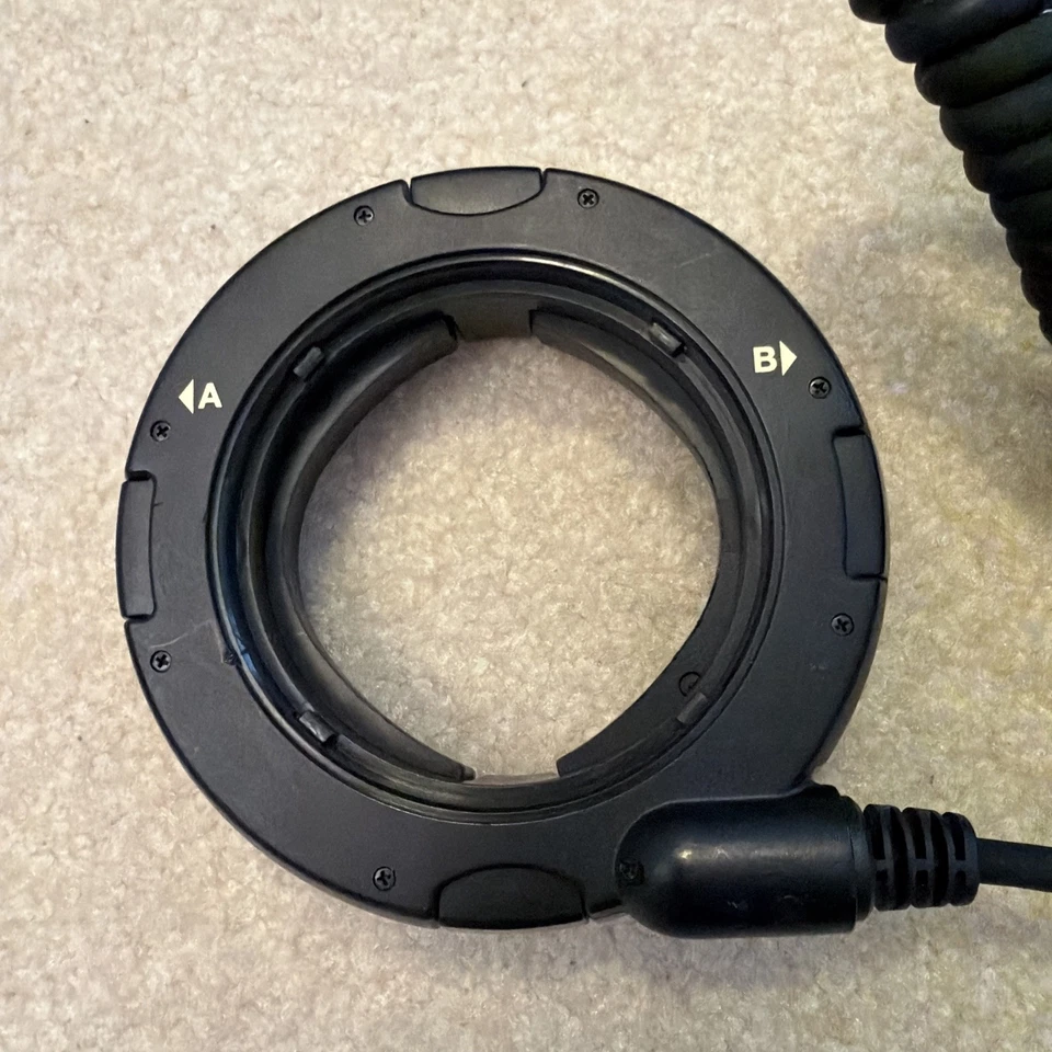 Nissin MF18 Macro Ring Light Flash for Canon Excellent - Image 4 of 4