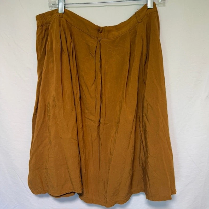 Mod Cloth Womens Short Button Up Skirt 1X Earthy Flowy Light Brown Mustard Color - Image 4 of 4