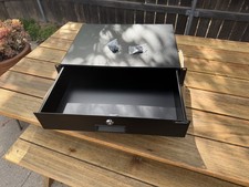 Navepoint Server Cabinet Case 19 Inch Rack Mount DJ Locking Drawer with Key