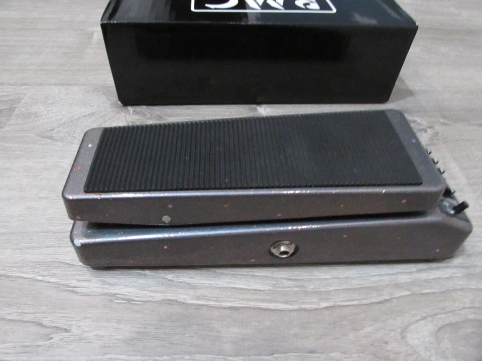 Real McCoy Custom RMC8 Eqwahlyzer Wah años 2010 - negro Foto 2 de 4