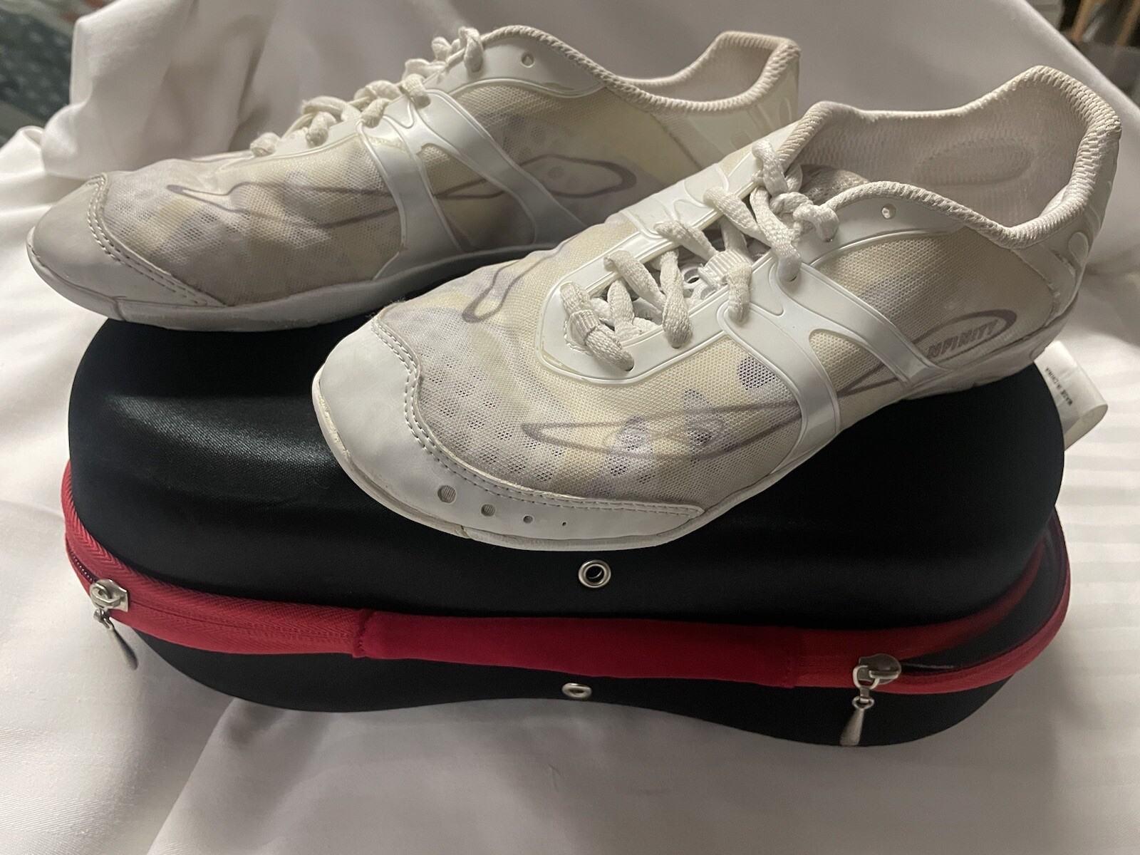 Nfinity Vengeance, Cheer Tennis Shoes 8.5 White With Carry Case eBay