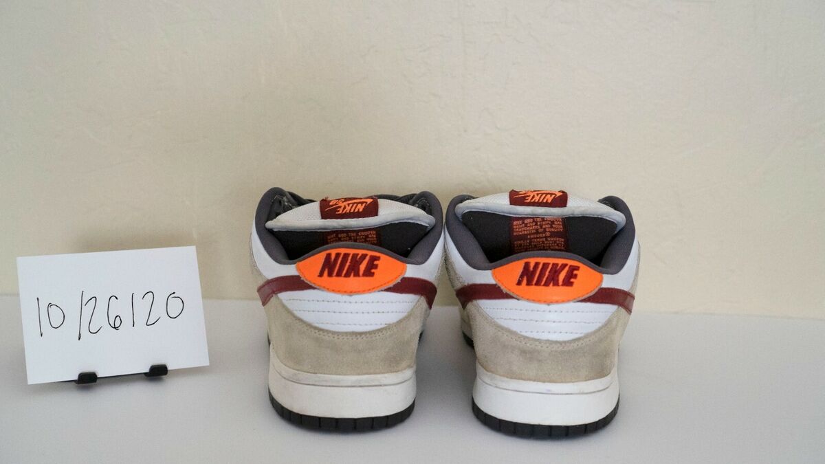 Nike Dunk Low Pro SB - Crimson 304292-161 - Size 10.5 - VNDS Nike Dunk Low Pro SB - Crimson 304292-161 - Size 10.5 - VNDS