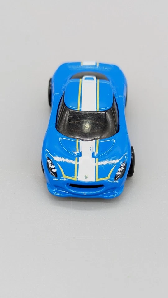 Hot Wheels Lotus Lot 2014 Esprit S1 2000 Concept & 2003 Elise 1:64 Diecast Cars - Image 3 of 4