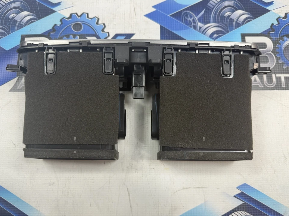 2014-2018 MAZDA 3  Center A/C Air Vents Hazard Switch Dash OEM - Image 4 of 4