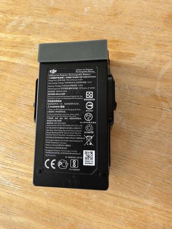 DJI Mavic Air 1 (1st gen) drone - Intelligent Flight Battery -2375mAh & props