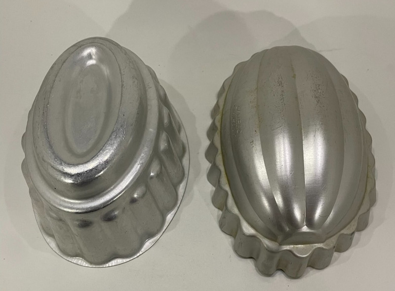 Vintage Aluminum Molds - 1 Mirro, 1 unmarked
