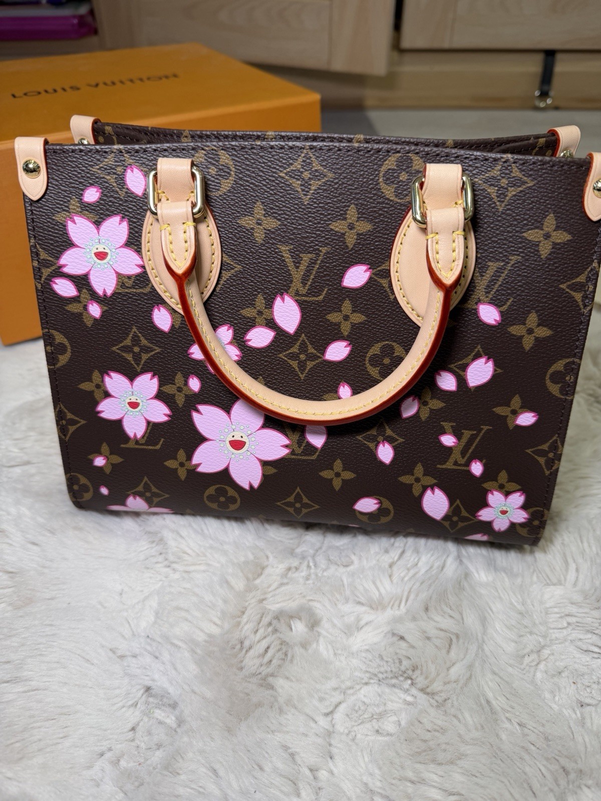 Louis Vuitton x Takashi Murakami Cherry Blossom OnTheGo 2025 Accessory Bag image 7