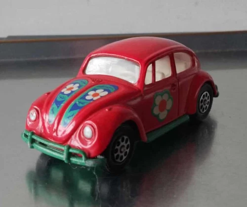 ORIGINAL VINTAGE CORGI TOYS DIECAST CAR 383 VW 1200 BEETLE FLOWER POWER 1970s