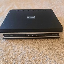 D-LINK, DES-1105, 5-PORT WIRED ETHERNET BROADBAND ROUTER, PRE-OWNED