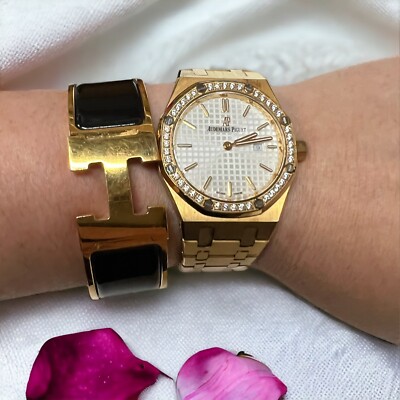 Hermes Click Clac H Bracelet Gold/Noir (Retail $740) Size PM Hermes Click Clac H Bracelet Gold/Noir (Retail $740) Size PM